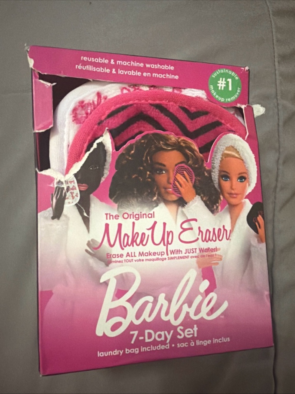 The Original MakeUp Eraser BARBIE 7 Day Set With Laundry Bag New